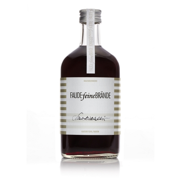 Faude Feine Brände Sauerkirschlikör 24% 35cl Flasche Produktbild einer Flasche Faude Feine Brände Sauerkirschlikör 24% 35cl vor weißem Hintergrund