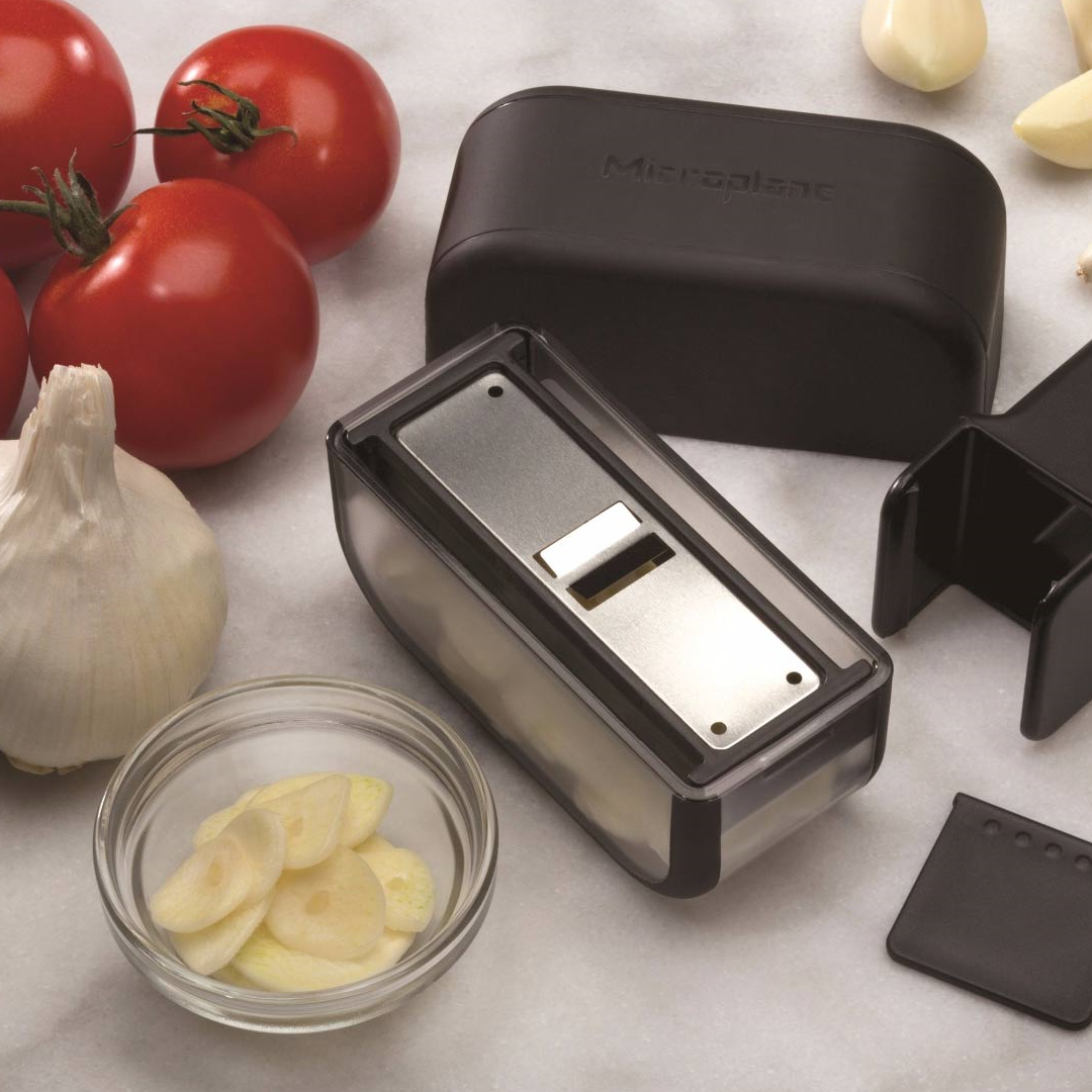 microplane-specialty-garlic_cutter_image2-1080sq