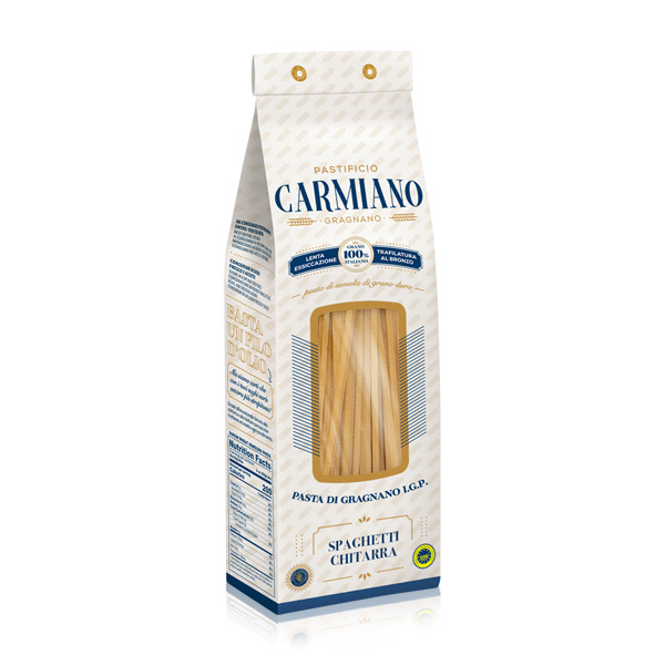 Pastificio Carmiano Spaghetti Chitarra Gragnano Produktbild: eine 500 g Packung Spaghetti Chitarra di Gragnano von Pastificio Carmiano vor weißem Hintergrund